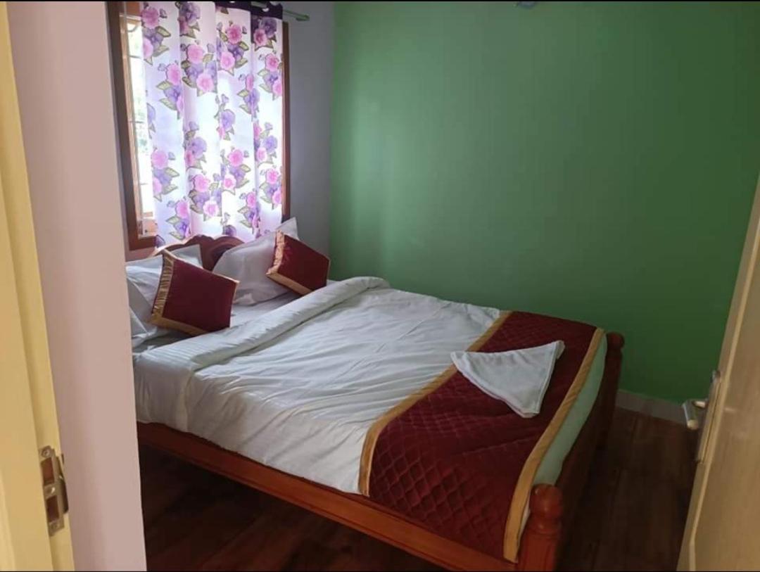 Kurinji Illam Hotel Кодайканал Екстериор снимка