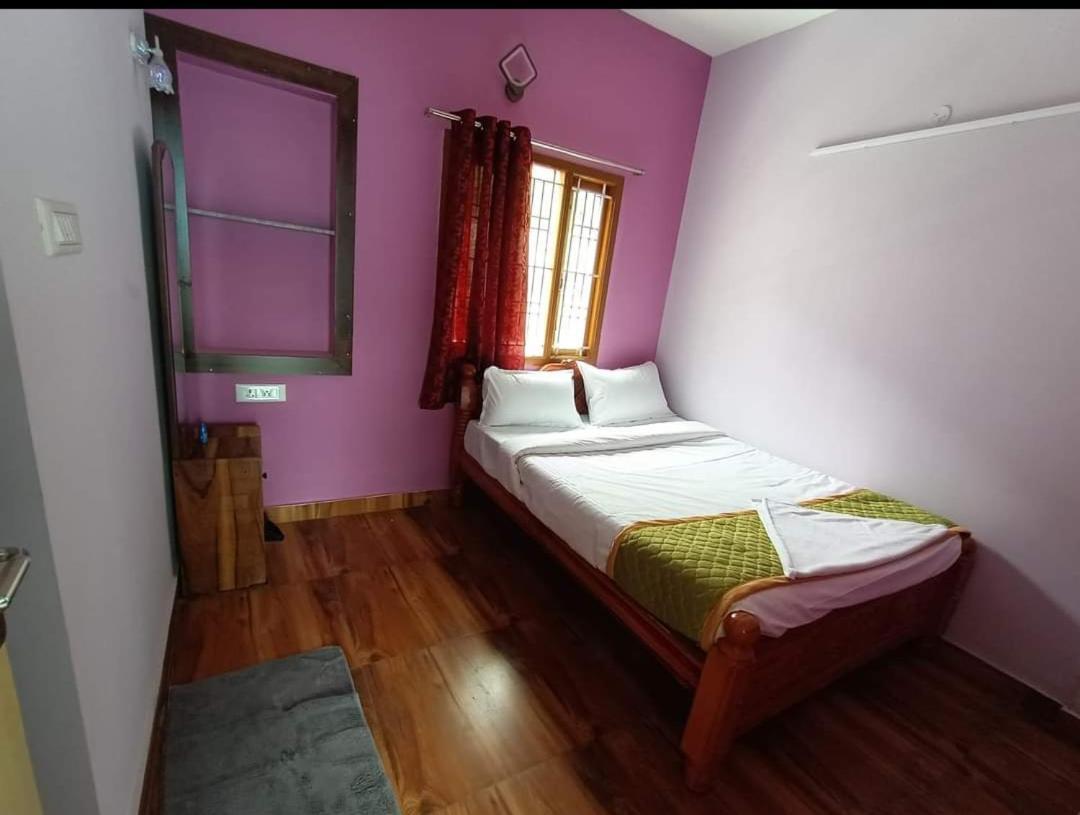 Kurinji Illam Hotel Кодайканал Екстериор снимка